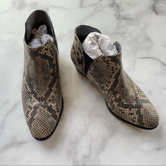 SEYCHELLES Python Booties size 7.5 - Picture 2 of 3